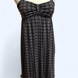 Max Studio Black and White Dress with Ruffles